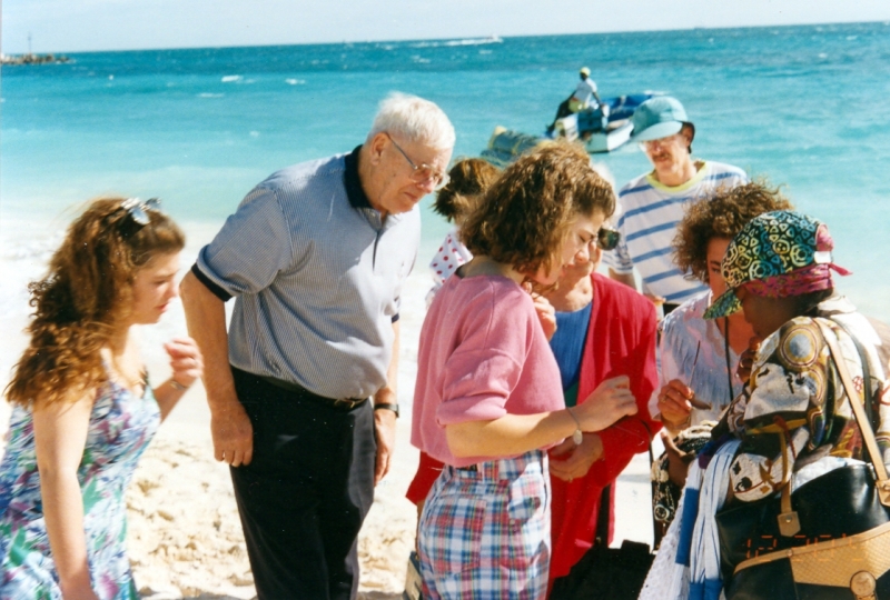Gramphi Remembered/800x600_1993-12-20-Cruise-02.jpg